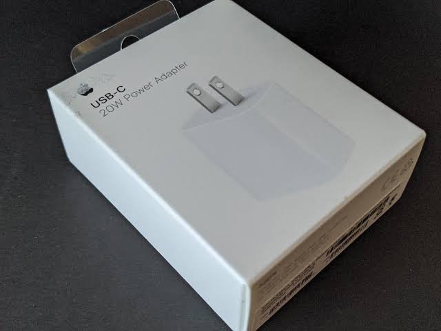 20w Fast Charging Adapter for iPhone