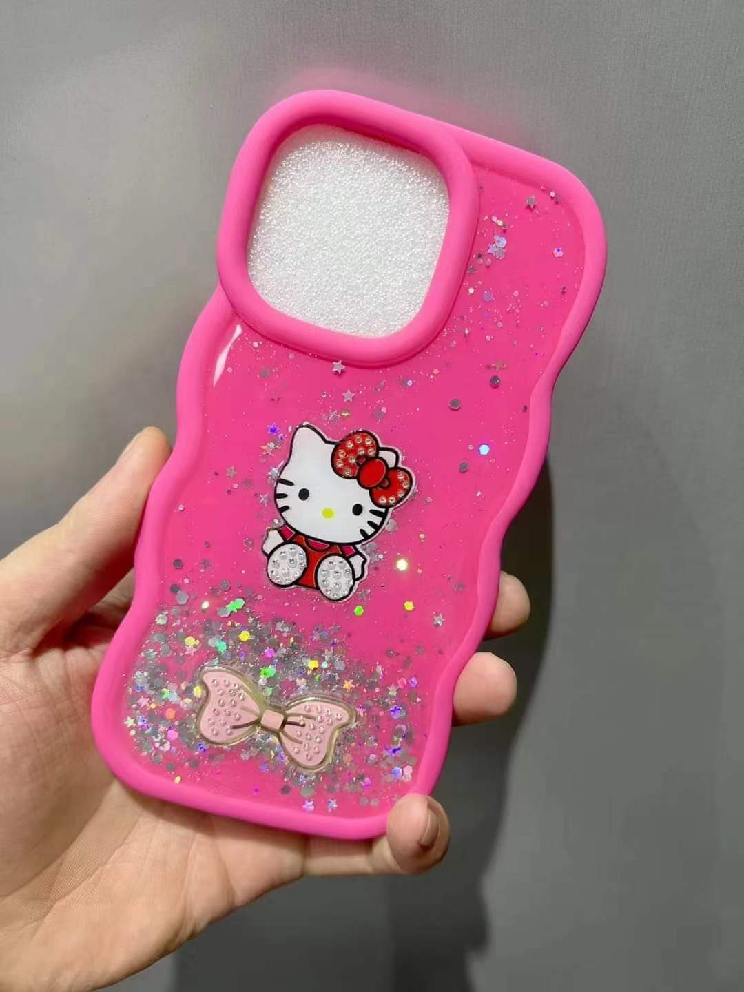 "Shine Bright: Hello Kitty Glitter Case for Android – Sparkling Charm and Premium Protection!"