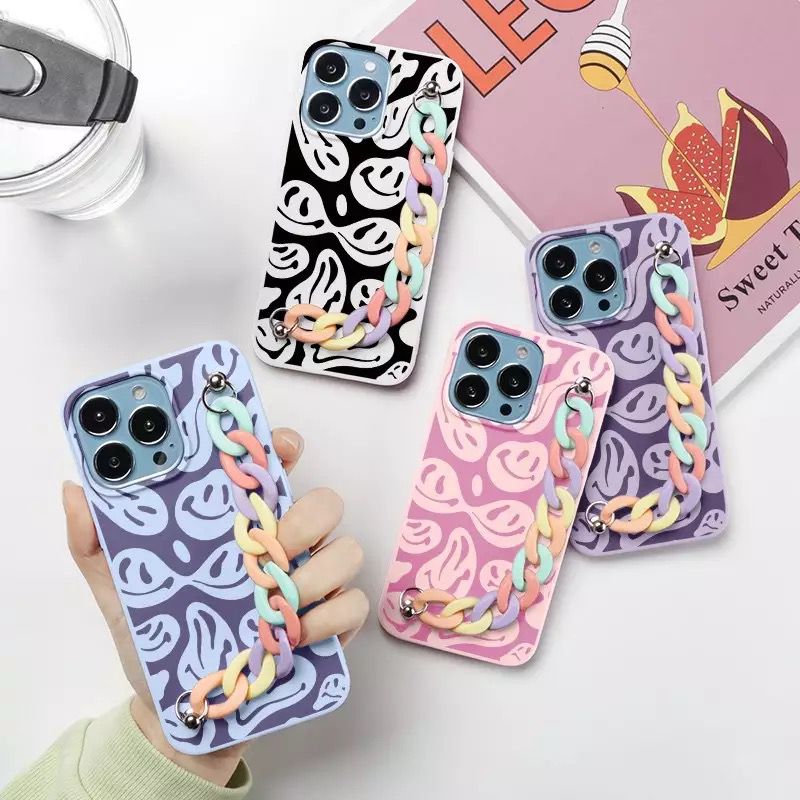 Smileys Case With Multicolor Chain