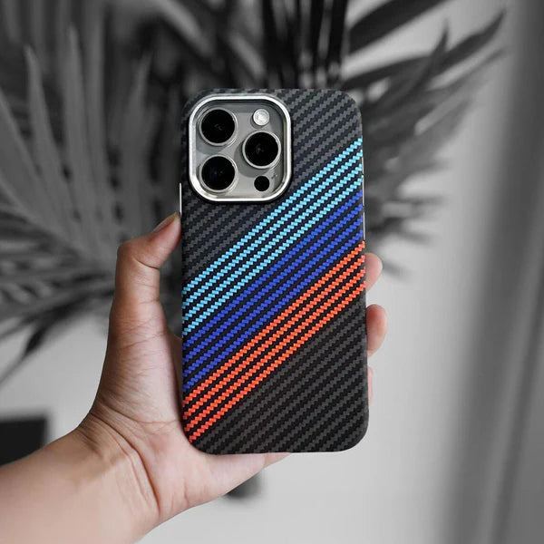 THE M-CARBON BLACK CASE