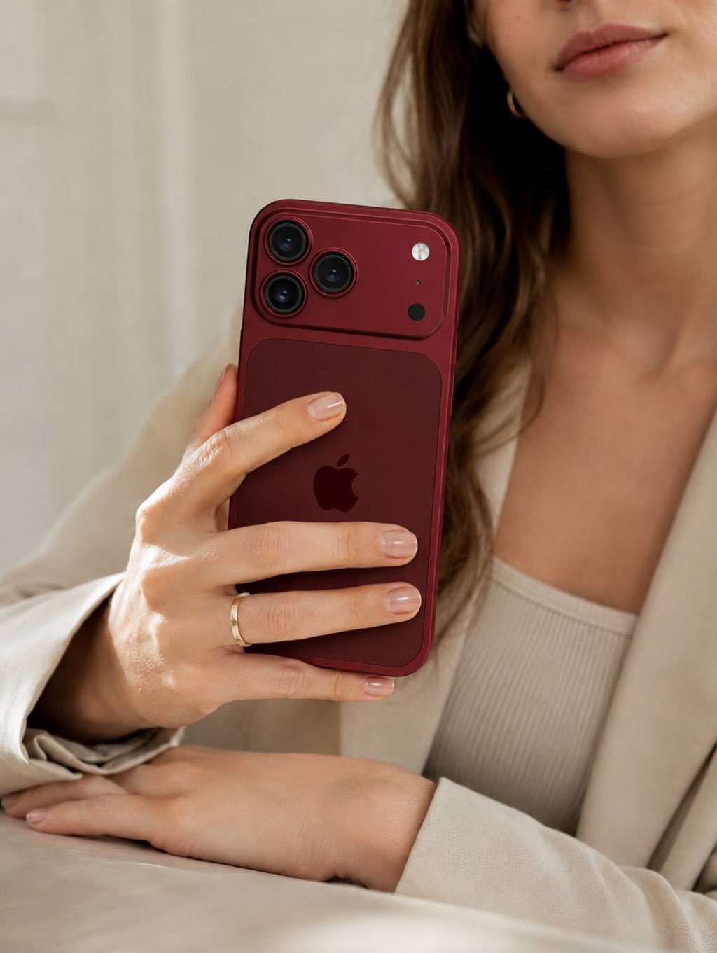 Upgrade the look of your iPhone with our iPhone 18 Pro & Pro Max Converter Case!