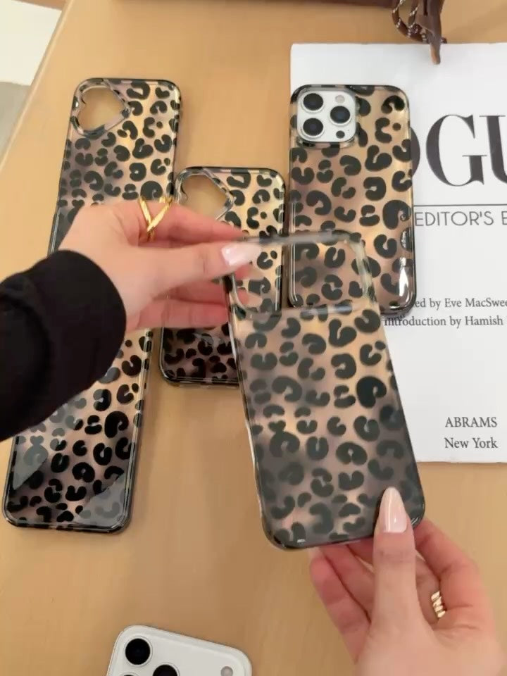 ✨ Leopard Gradient Phone Case – Stylish, Bold & Protective ✨