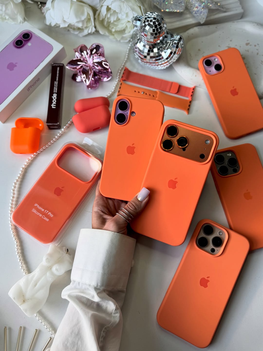 Ófficial Orange Silicone Case for iPhone 17 Series