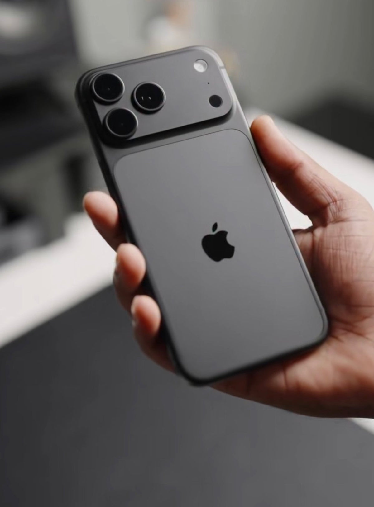Upgrade the look of your iPhone with our iPhone 18 Pro & Pro Max Converter Case!