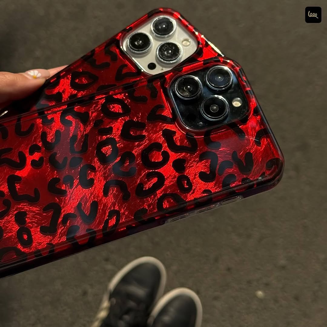 ✨ Leopard Gradient Phone Case – Stylish, Bold & Protective ✨